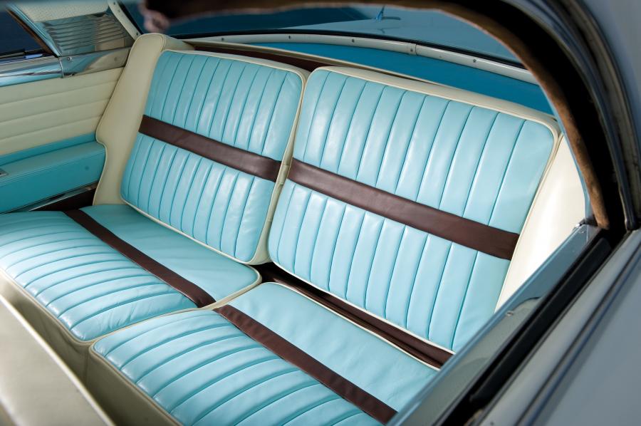  Packard Caribbean Hardtop Coupe 1956 года  (фото 4 из 12)